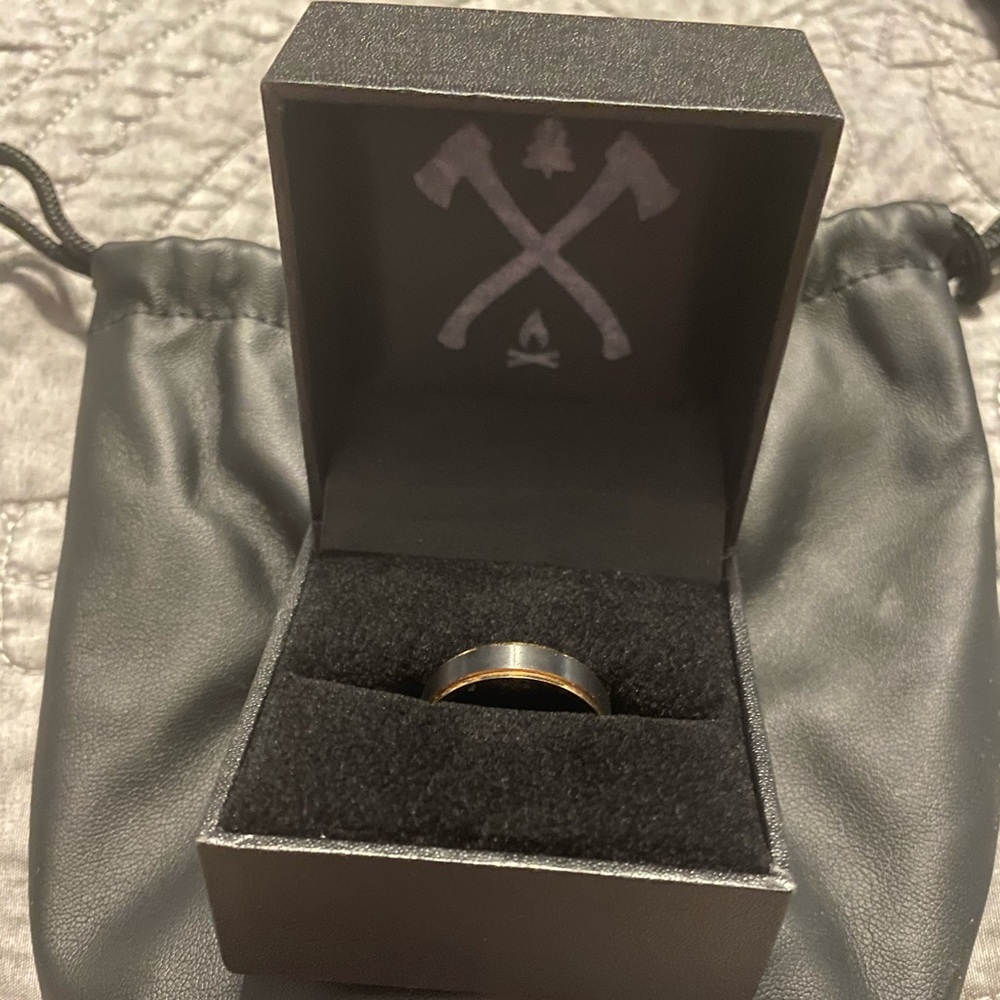 Men’s Wedding Ring